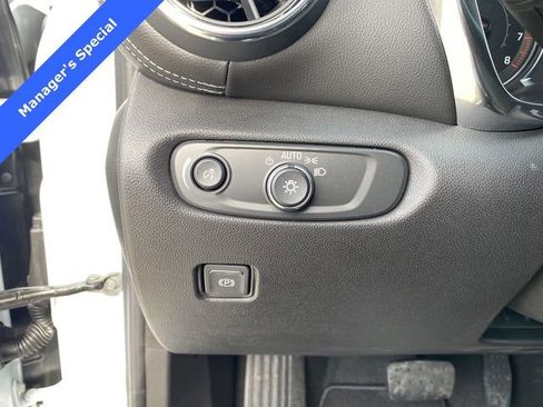 New 2025 Chevrolet Blazer LT w/ Midnight/Sport Edition image 19