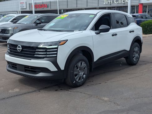 New 2026 Nissan Kicks S image 5