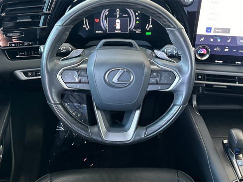 Used 2024 Lexus RX 350 image 17