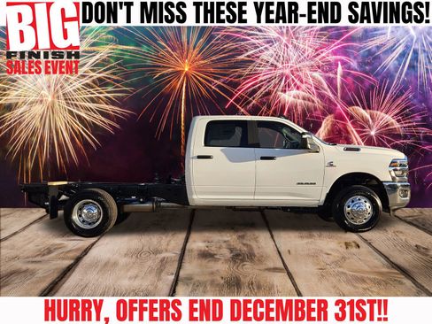 New 2026 RAM 3500 Tradesman image 7