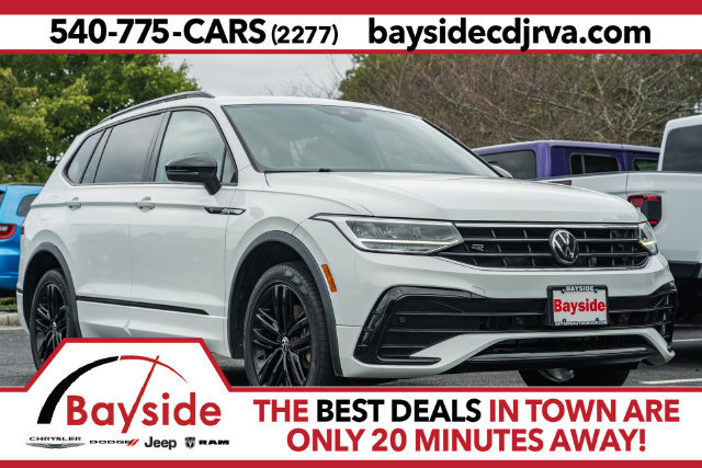 Used 2022 Volkswagen Tiguan SE R-Line AWD/4WD image 1