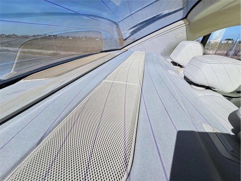 Used 2014 Mercedes-Benz E 350 Sedan image 19