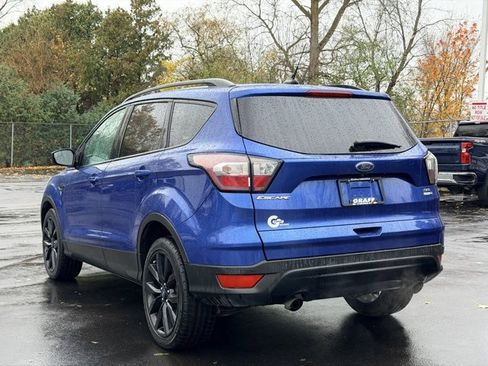 Used 2018 Ford Escape SEL w/ SEL Sport Appearance Package image 4