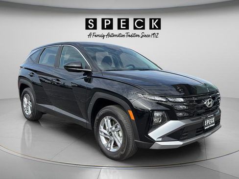 Certified 2025 Hyundai Tucson SE AWD/4WD image 6