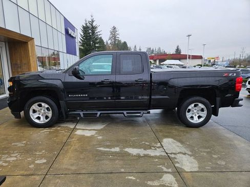 Used 2018 Chevrolet Silverado 1500 LT w/ All Star Edition image 8