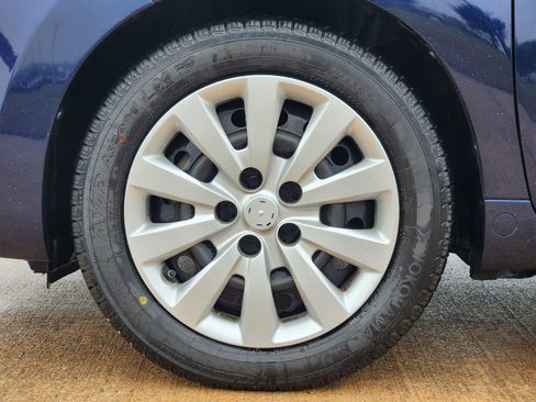 Used 2012 Scion xD FWD image 14