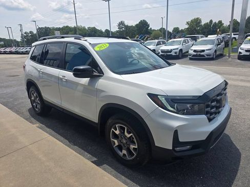 Used 2022 Honda Passport TrailSport image 7