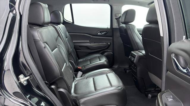 Used 2023 GMC Acadia SLT w/ Technology Package FWD image 19