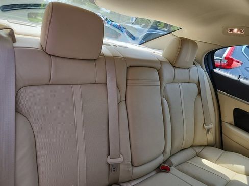 Used 2014 Lincoln MKS w/ Equipment Group 101A FWD image 37