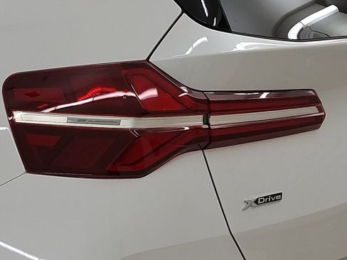 New 2026 BMW X3 xDrive30 w/ Premium Package image 11