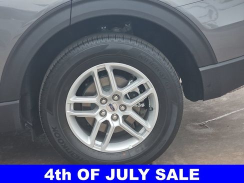 New 2026 Ford Explorer Active RWD image 40