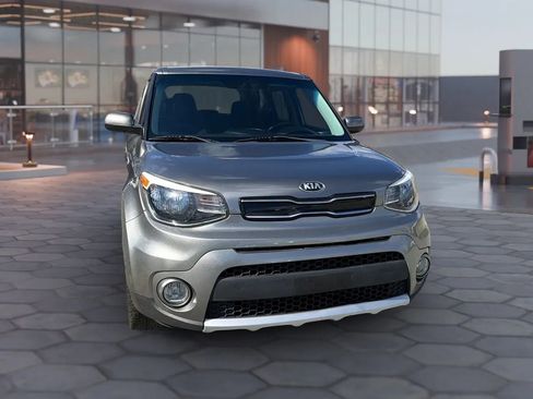 Used 2018 Kia Soul + image 20