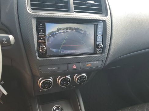 Used 2024 Mitsubishi Outlander Sport AWD image 25