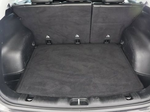 Used 2019 Jeep Compass Latitude w/ Popular Equipment Group image 19