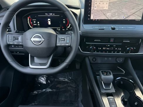 New 2026 Nissan Rogue Platinum image 16