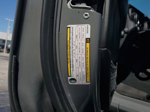 Used 2022 Jeep Wrangler Sport image 30