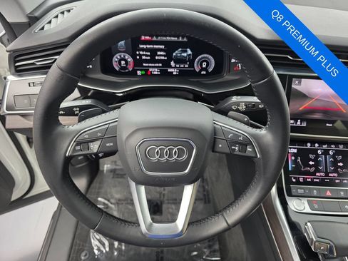 Used 2020 Audi Q8 Premium Plus w/ Premium Plus Package AWD/4WD image 18