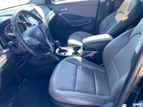 Used 2018 Hyundai Santa Fe Sport w/ 2.0T Ultimate Tech Package 05 AWD/4WD image 14
