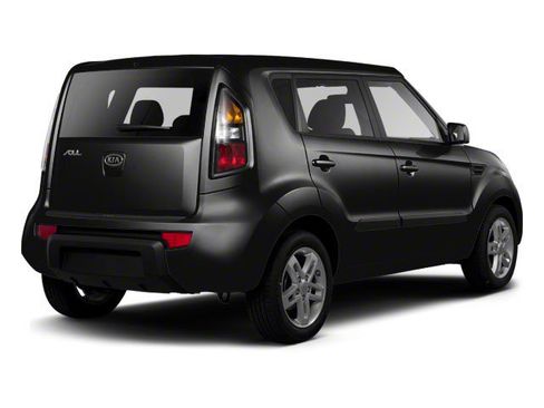Used 2010 Kia Soul + w/ Audio Pkg FWD image 2