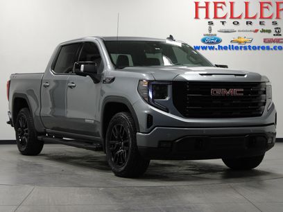 Used 2025 GMC Sierra 1500 Elevation w/ Elevation Premium Package