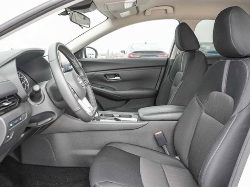 Used 2025 Nissan Sentra SV w/ All-Weather Package FWD image 17