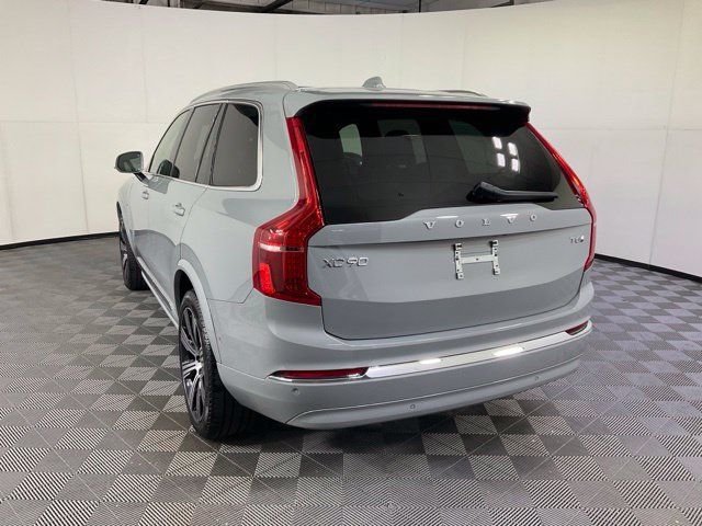 Certified 2025 Volvo XC90 T8 Plus AWD/4WD image 4