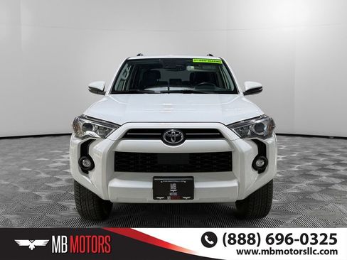 Used 2023 Toyota 4Runner SR5 Premium w/ Moonroof Package image 9