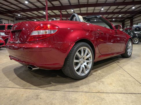 Used 2005 Mercedes-Benz SLK 350 image 8
