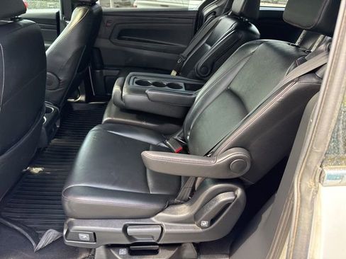 Used 2023 Honda Odyssey Sport image 18