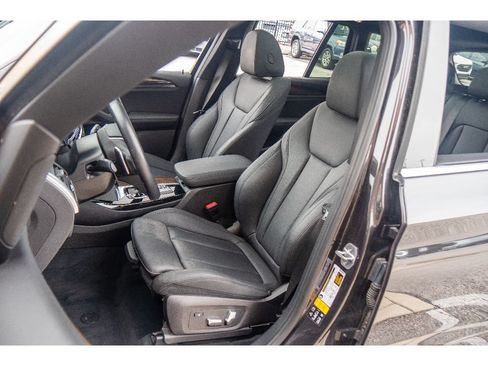 Used 2019 BMW X3 xDrive30i w/ Driving Assistance Package AWD/4WD image 12