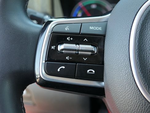 Used 2023 Kia Sorento EX w/ Panoramic Sunroof Package FWD image 13