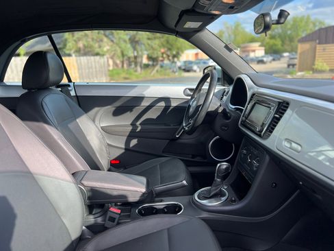 Used 2015 Volkswagen Beetle 1.8T image 31