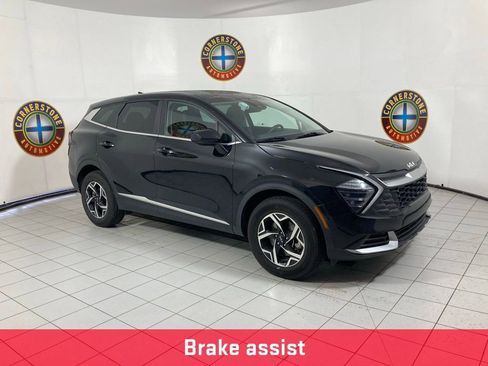 Used 2025 Kia Sportage LX image 10