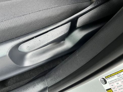 Used 2025 Toyota Corolla LE image 23