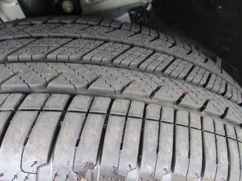 Certified 2023 Honda Pilot Touring image 10