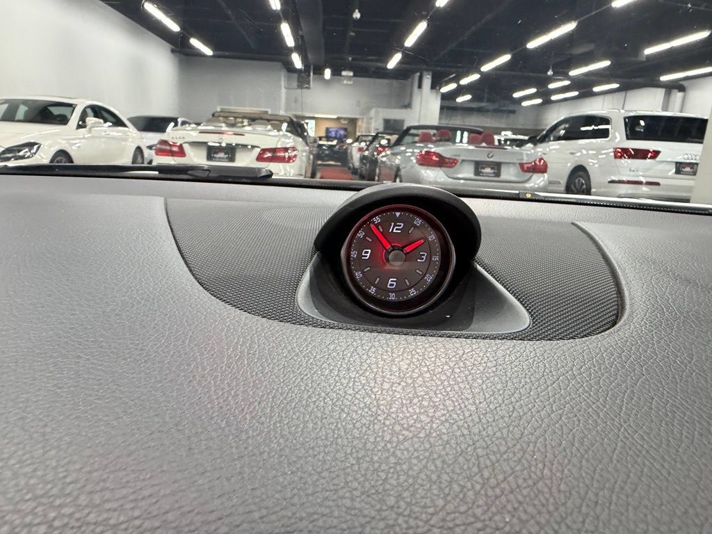 Used 2016 Mercedes-Benz SLK 350 image 32