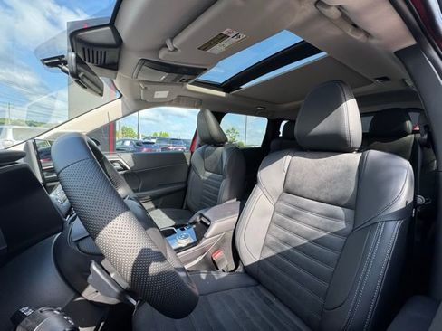 New 2025 Mitsubishi Outlander SE image 17