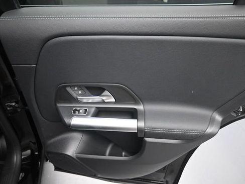 Certified 2025 Mercedes-Benz GLA 250 image 29