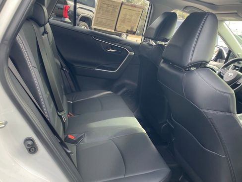 Used 2023 Toyota RAV4 Limited image 17