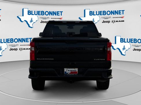 Used 2022 Chevrolet Silverado 1500 Custom w/ Safety Confidence Package RWD image 6