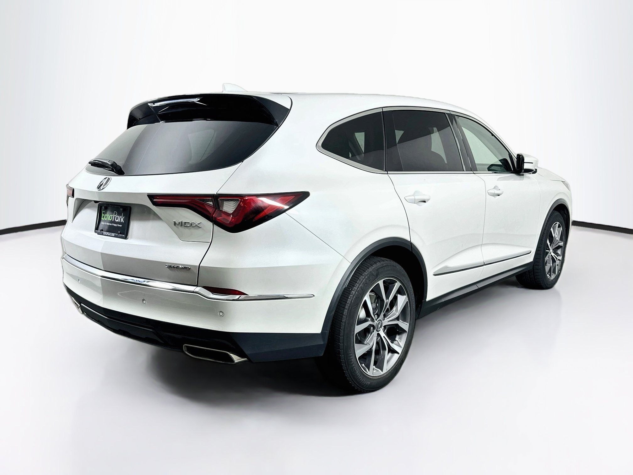 Used 2024 Acura MDX w/ Technology Package AWD/4WD image 9