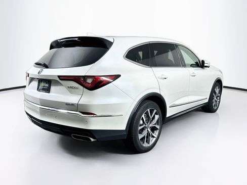Used 2024 Acura MDX SH-AWD w/ Technology Package image 9