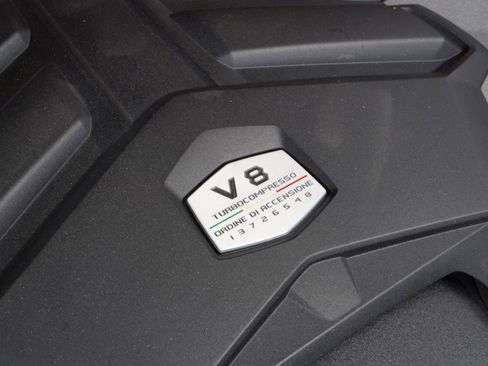 Used 2022 Lamborghini Urus image 83