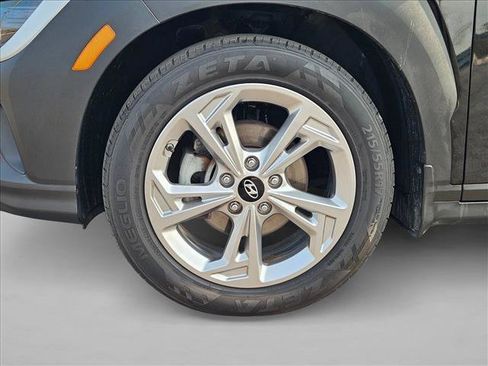 Used 2022 Hyundai Kona SEL FWD image 22