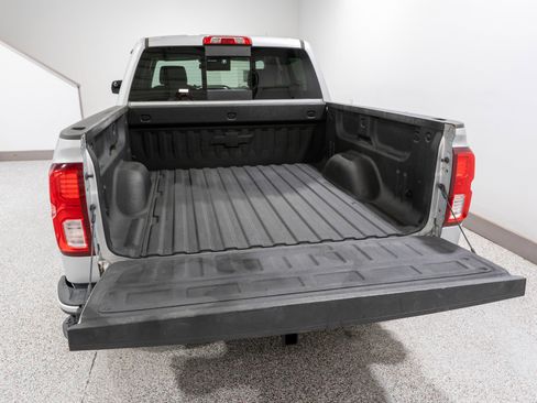 Used 2017 Chevrolet Silverado 1500 LTZ Z71 image 11