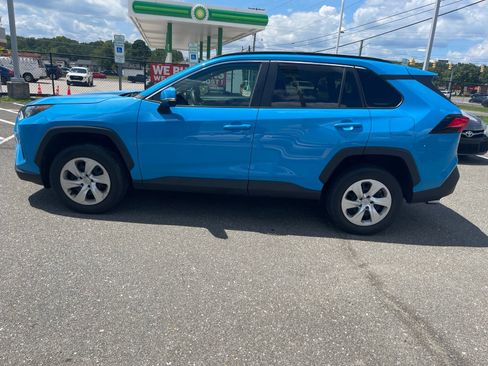 Used 2021 Toyota RAV4 LE AWD/4WD image 20