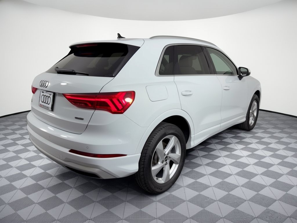 Used 2022 Audi Q3 2.0T Premium AWD/4WD image 9