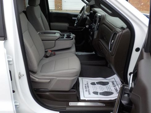 Used 2020 Chevrolet Silverado 1500 LT image 27