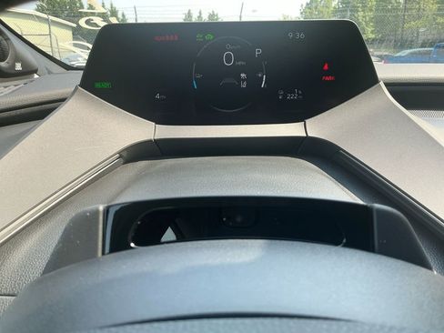 New 2025 Toyota Prius Plug-In Hybrid image 21