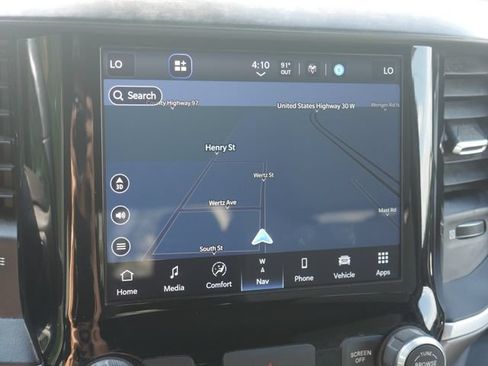 Used 2022 RAM 1500 Big Horn AWD/4WD image 6